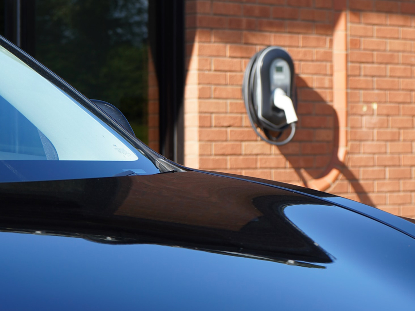 Installateur de borne de recharge électrique à Lorient